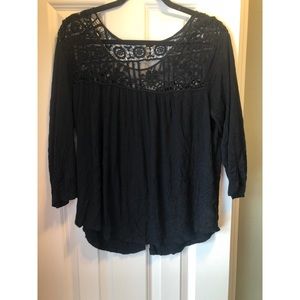 maurice’s black top